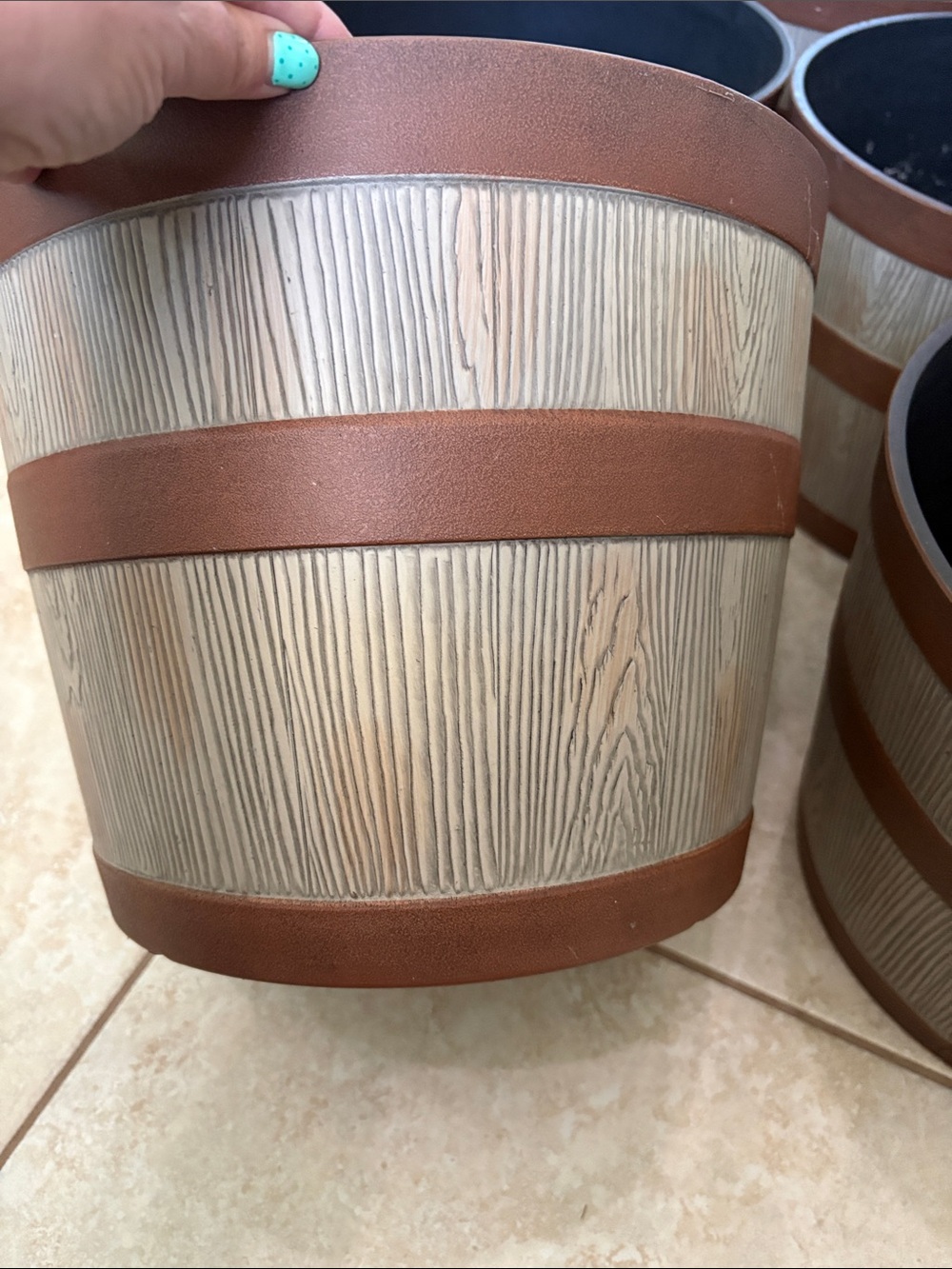 Better Homes And Gardens Tan and Brown Wood-Texture Planter plastic set of 7